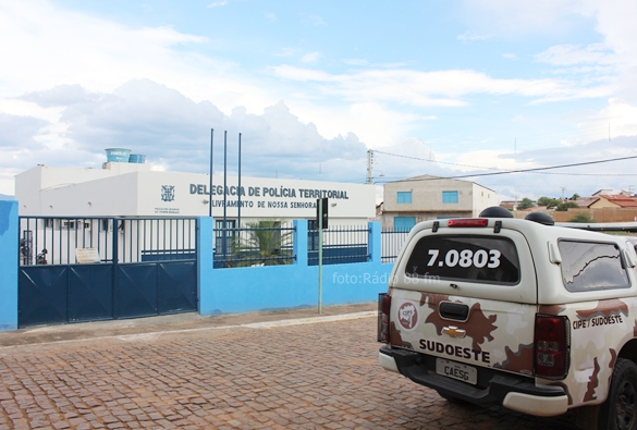 Livramento: Polícia prende suspeitos de assaltar correspondente bancário em Dom Basílio