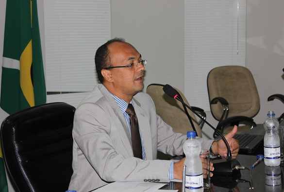 Livramento: Juiz consegue junto ao chefe do Executivo evitar fechamento da carceragem da DP