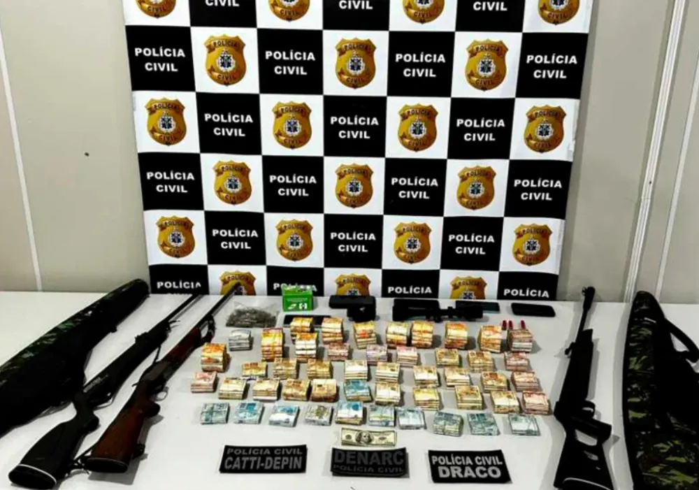 Caixa com mais de R$ 200 mil é apreendida pela polícia em Vitória da Conquista