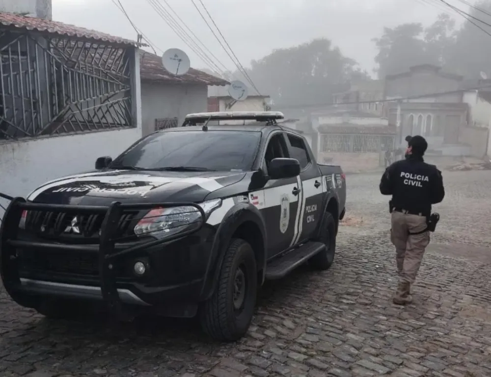 Operação Petrus da Polícia Civil prende suspeito de matar delegado em Anagé
