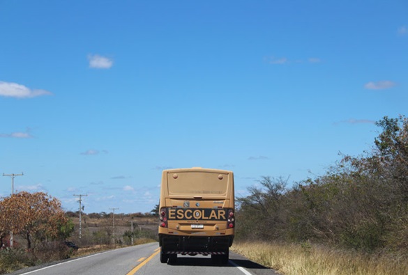 Prefeitura de Caetité cancela licitação de transporte escolar após investigação da Polícia Federal 