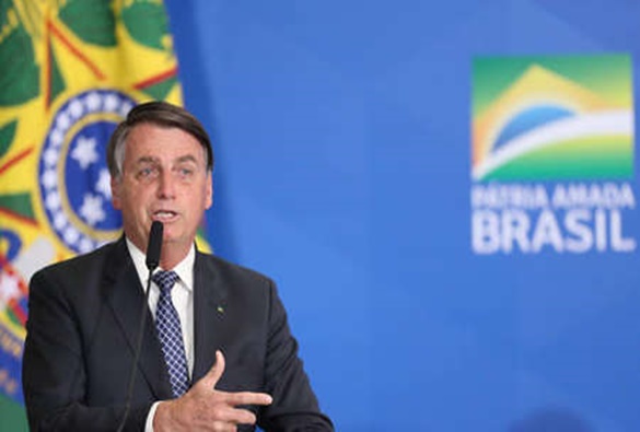 Bolsonaro sanciona com vetos novo Código de Trânsito que muda regras da CNH