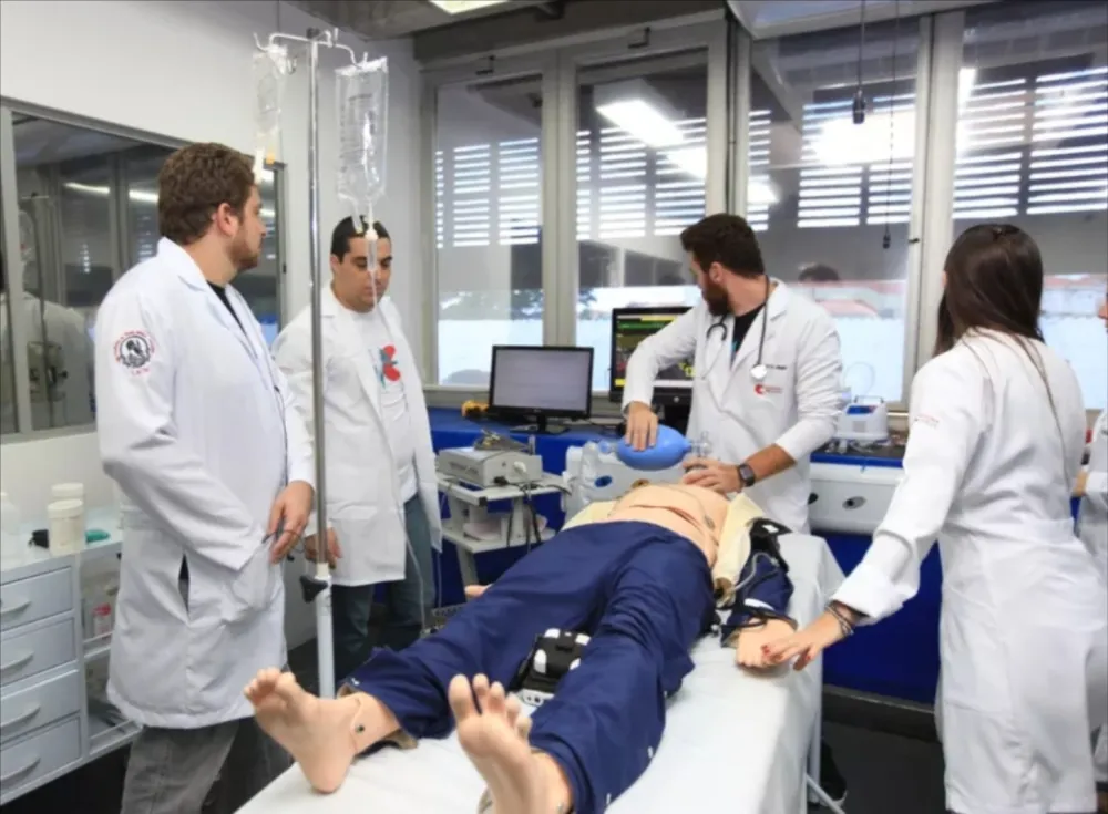 Avaliação nacional aponta falhas na formação de médicos no Brasil