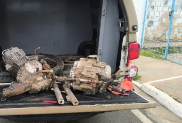 Polícia desarticula desmanche de motocicletas em Contendas do Sincorá