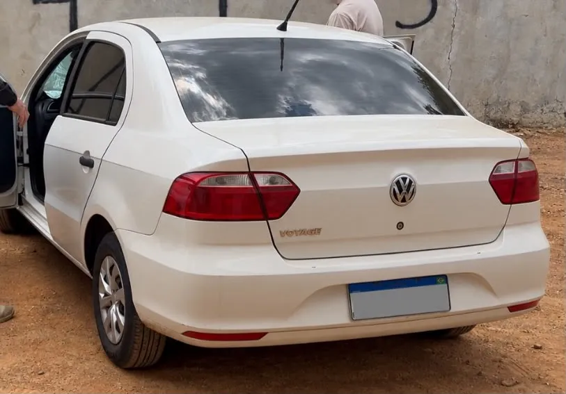 Motorista de aplicativo é preso por tráfico em Vitória da Conquista; drogas, munições e veículo são apreendidos