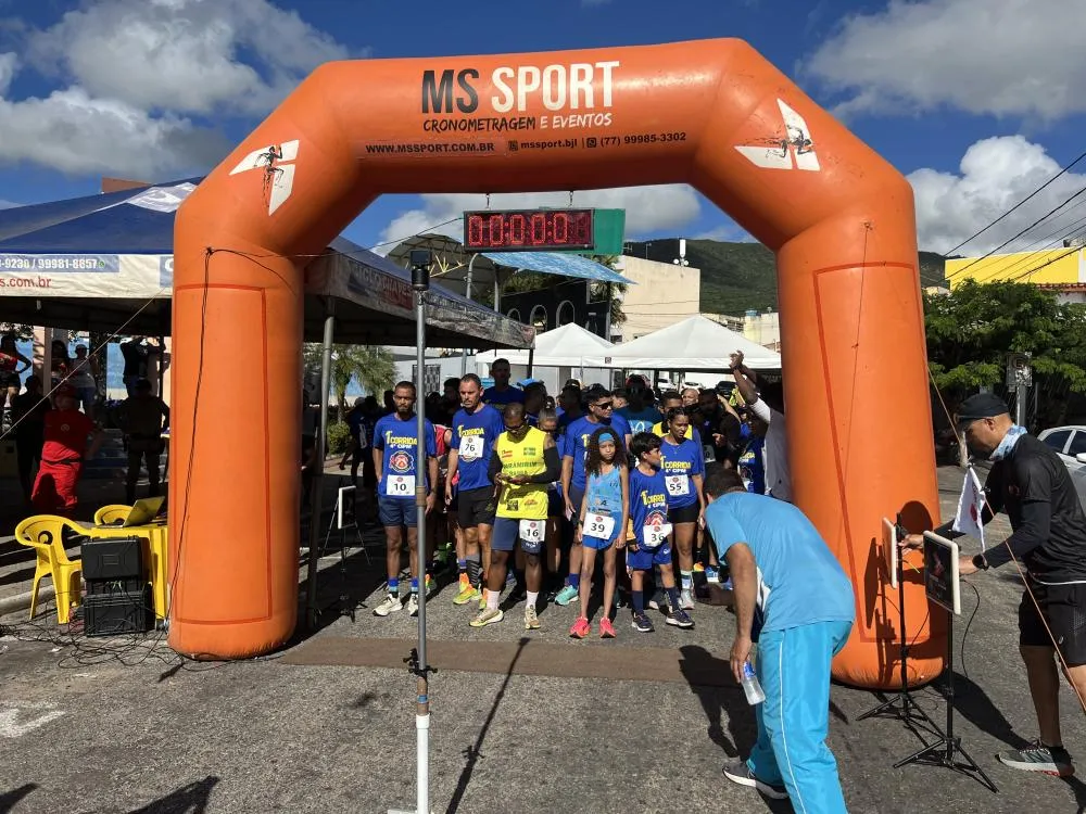 Primeira Corrida da 4ª CIPM reúne mais de 160 atletas em Macaúbas