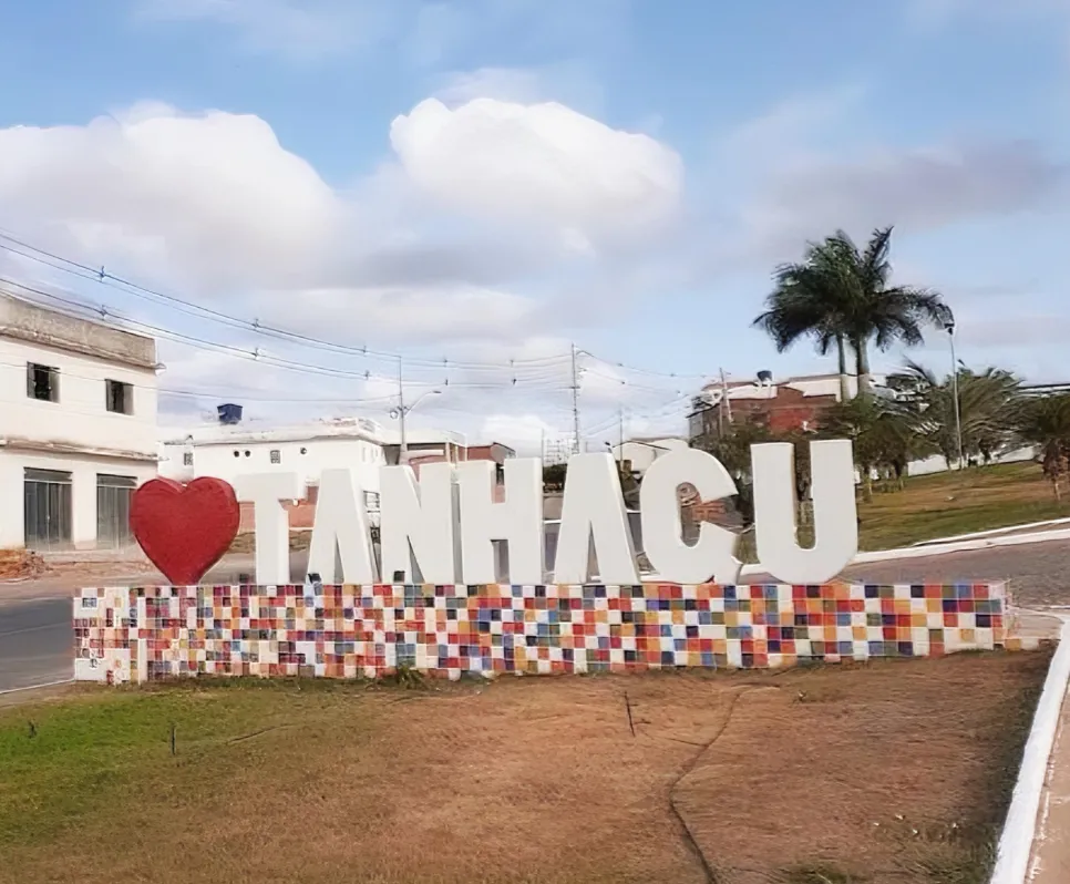 Briga generalizada gera tumulto e vandalismo no Hospital de Tanhaçu