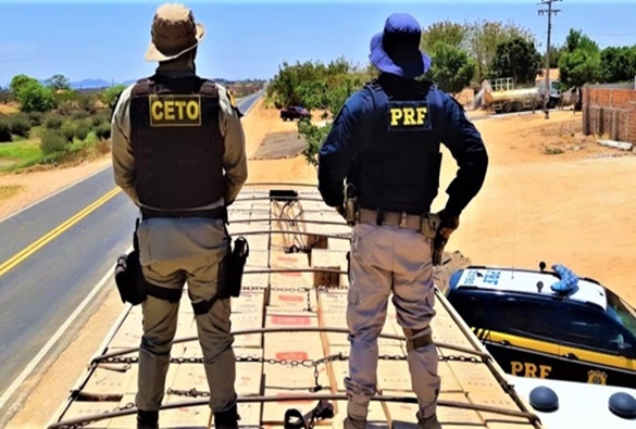 Polícia Rodoviária Federal apreende carga de cigarros contrabandeados