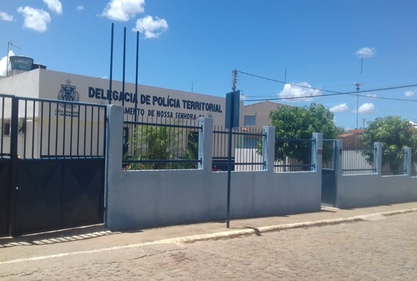 Homem é preso após agredir filha grávida e esposa na comunidade da Barrinha