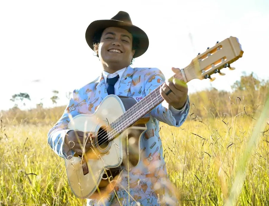 Livramentense Alan Cruz é destaque e recebe prêmio de excelência acadêmica em curso musical