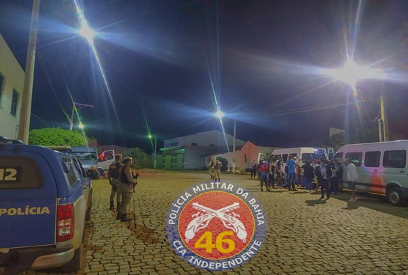 Polícia Militar faz Interceptação a veículos de transporte de passageiros em Livramento que vinham de São Paulo