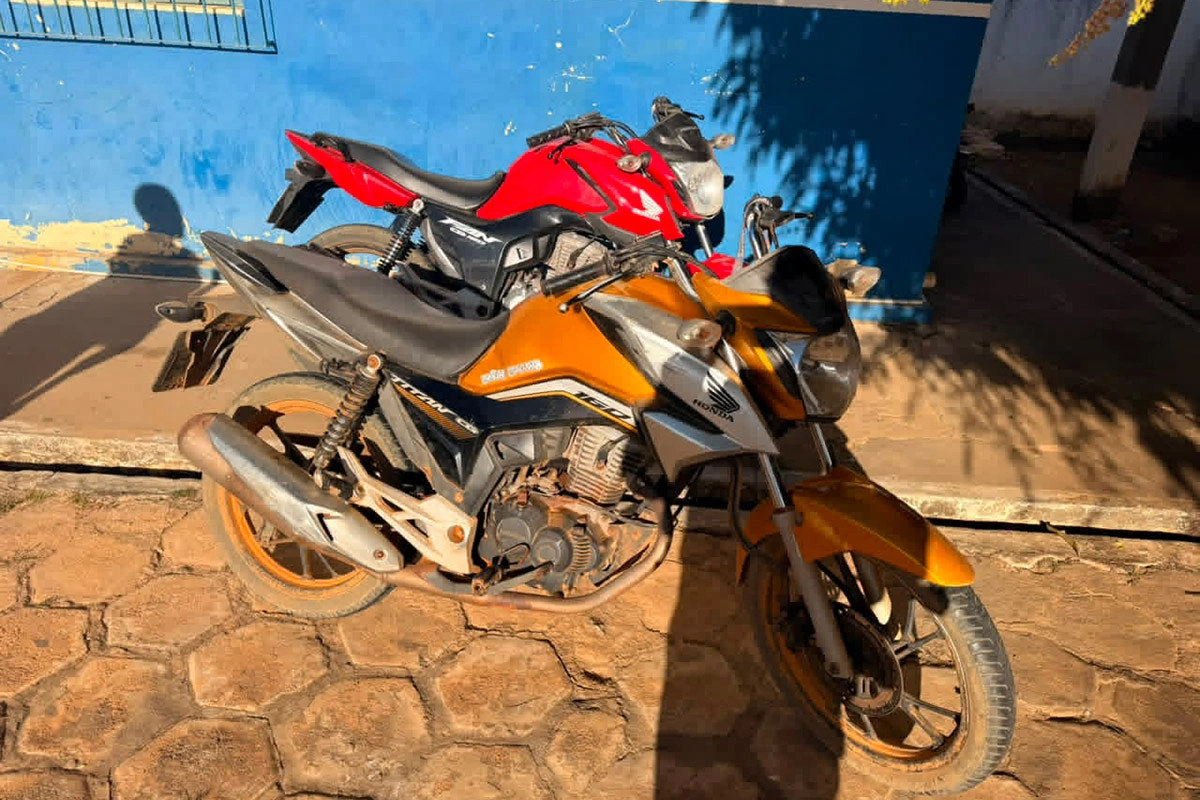 Polícia apreende motos com restrição e três homens são presos em Livramento