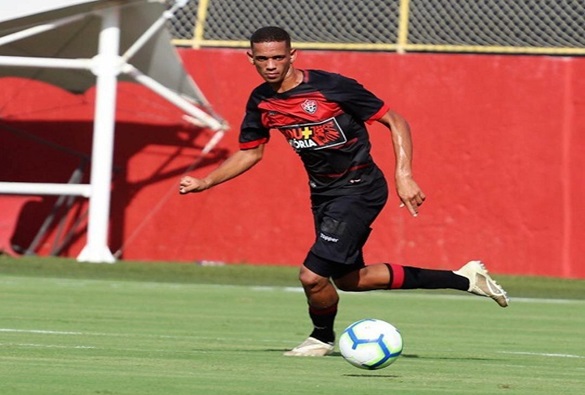 Luan Miguel, atleta de Livramento, é o artilheiro do Vitória da Bahia 