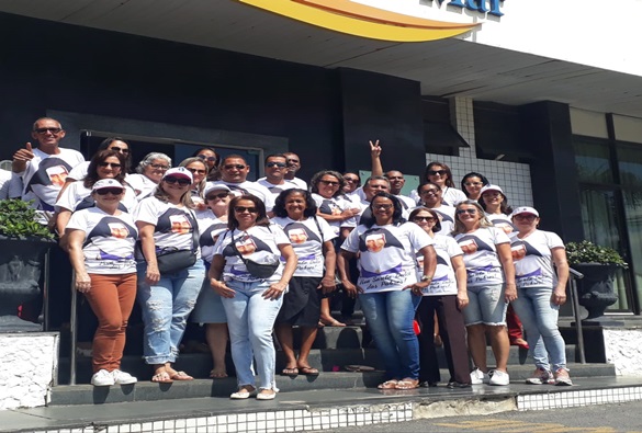 Quase 50 mil pessoas lotam Fonte Nova na celebração pela canonização de Irmã Dulce; livramentenses relatam emoção de estarem na celebração