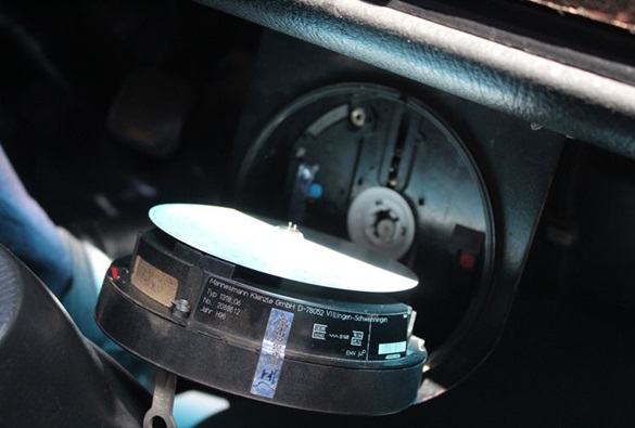 Sem inspeção de tacógrafos, motoristas de vans e ônibus são obrigados a buscar serviços fora