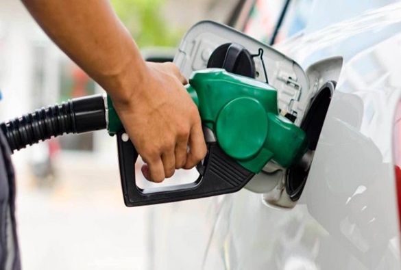 Petrobras anuncia nova redução do preço da gasolina e do diesel