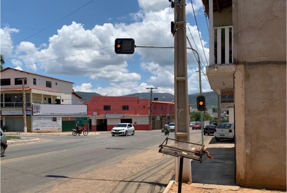 Semáforos do bairro Taquari seguem sem funcionar há mais de duas semanas