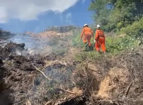 Homem é autuado após ser flagrado ateando fogo em terreno na zona rural de Livramento