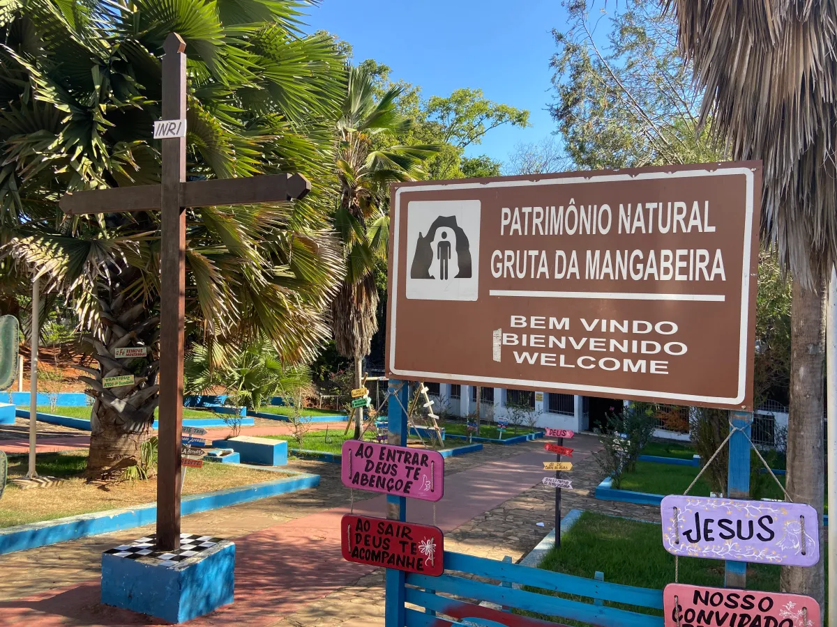 Homem é detido portando faca e causando desordem durante Festa da Gruta da Mangabeira, em Ituaçu