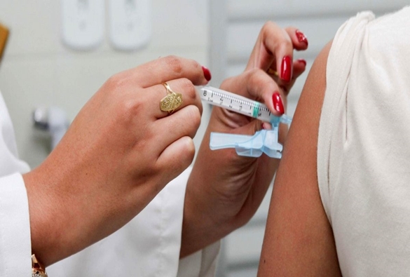 Governo libera vacinação contra a gripe para toda a população