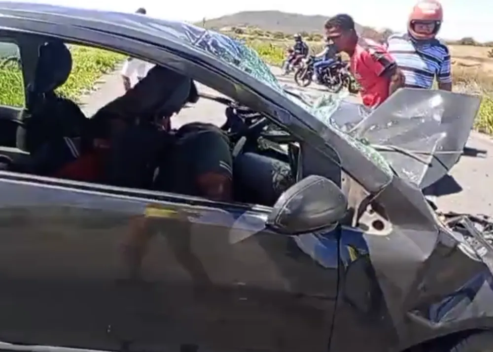 Grave acidente de trânsito deixa cinco mortos em Guanambi