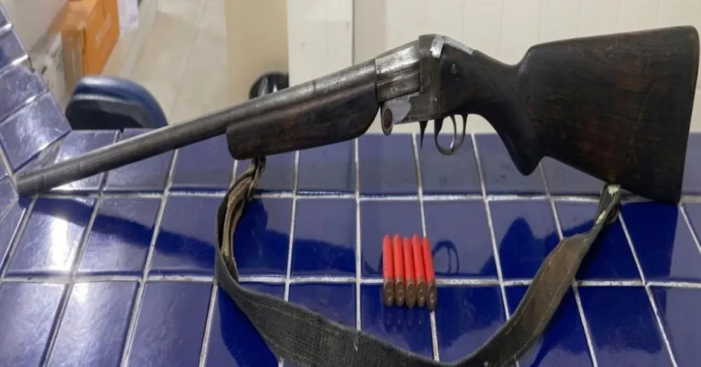 Homem é detido em Ituaçu por intimidar pessoas com arma de fogo