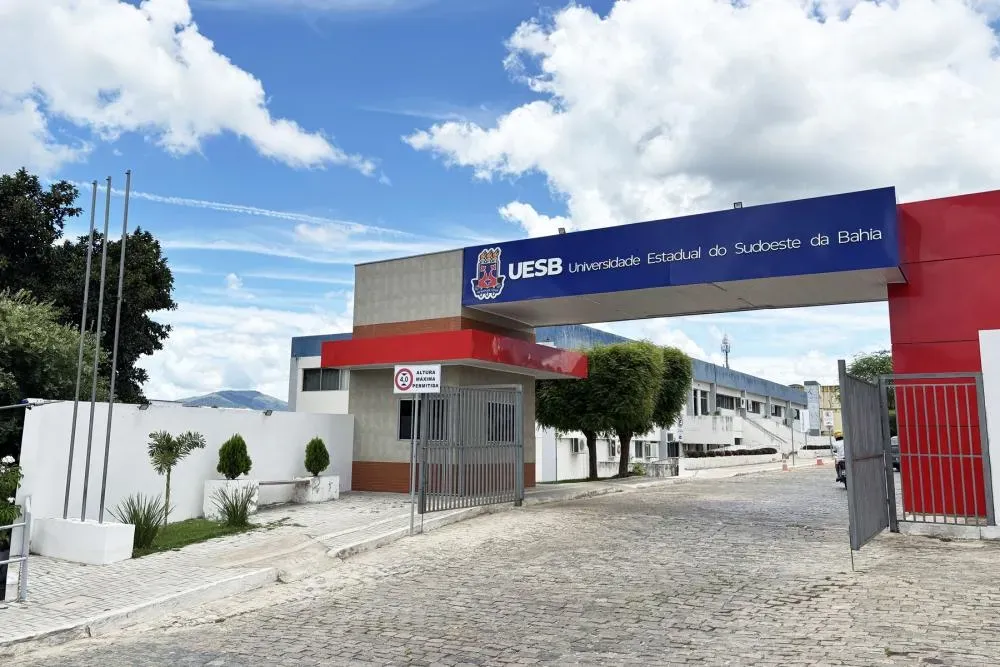 Uesb encerra em 30 de setembro inscrições para Vestibular 2027 com mais de mil vagas