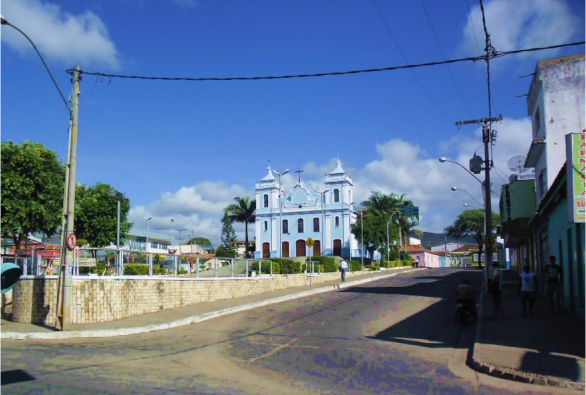 Após tiroteio, perseguição policial termina com baleados e apreensão de drogas em Brumado