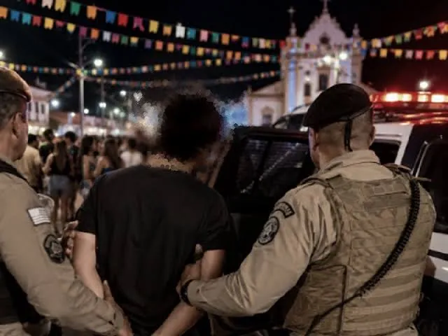 Filho de vereador de Brumado é conduzido à delegacia após se envolver em confusão durante festa junina em Malhada de Pedras