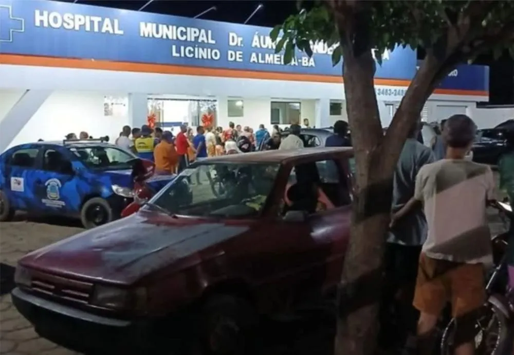 Criança sofre choque elétrico em decoração natalina de praça em Licínio de Almeida