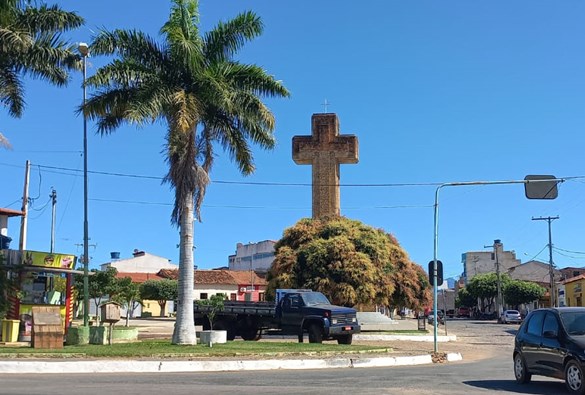 Homem tem surto psicótico ateia fogo em residência em Livramento