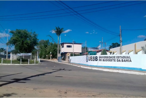 Atenção estudantes de Livramento, para prazo das inscrições para o vestibular 2022 da Uesb 