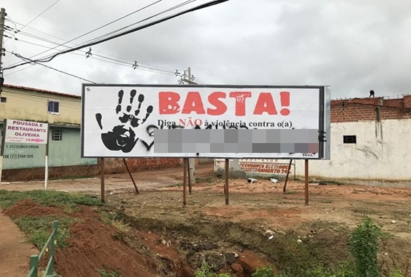 Livramento: Em mais um ato de violência outdoor da 21ª subseção da OAB/BA é pichado por vândalos