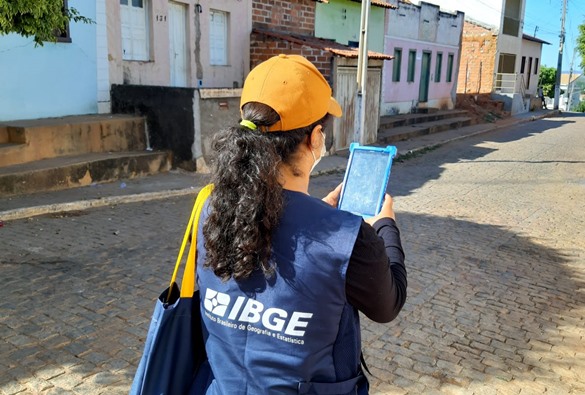 Recenseadores do IBGE realizam pesquisa em Livramento