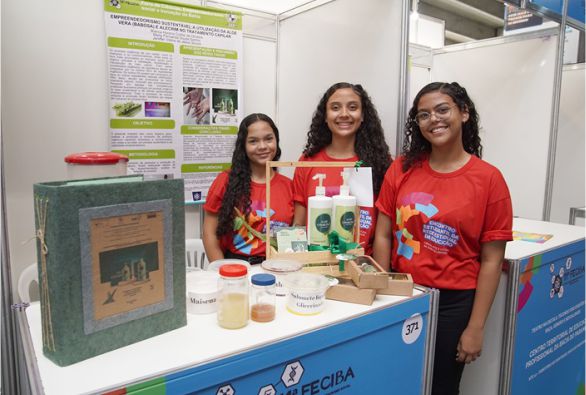 Estudantes de Boquira desenvolvem produtos capilares à base de aloe vera e alecrim
